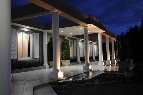 Norwood House Motel & Receptions Морнингтън Екстериор снимка